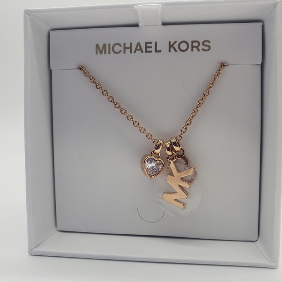 752- MICHAEL KORS Women's Heart MK Necklace NWT - Picture 4 of 10